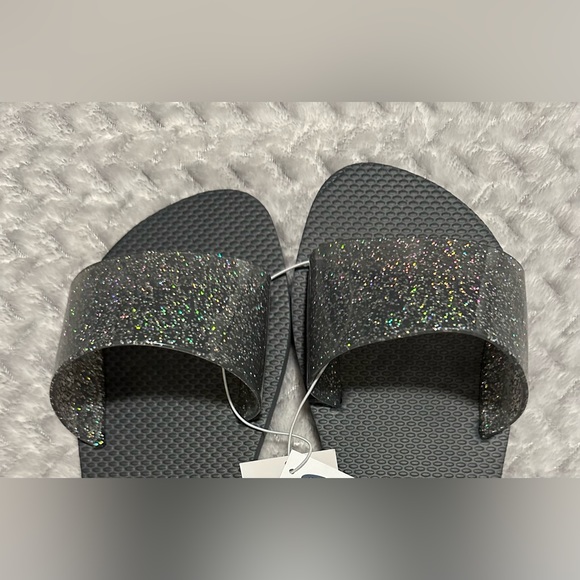 Sparkly Slides - Picture 2 of 2